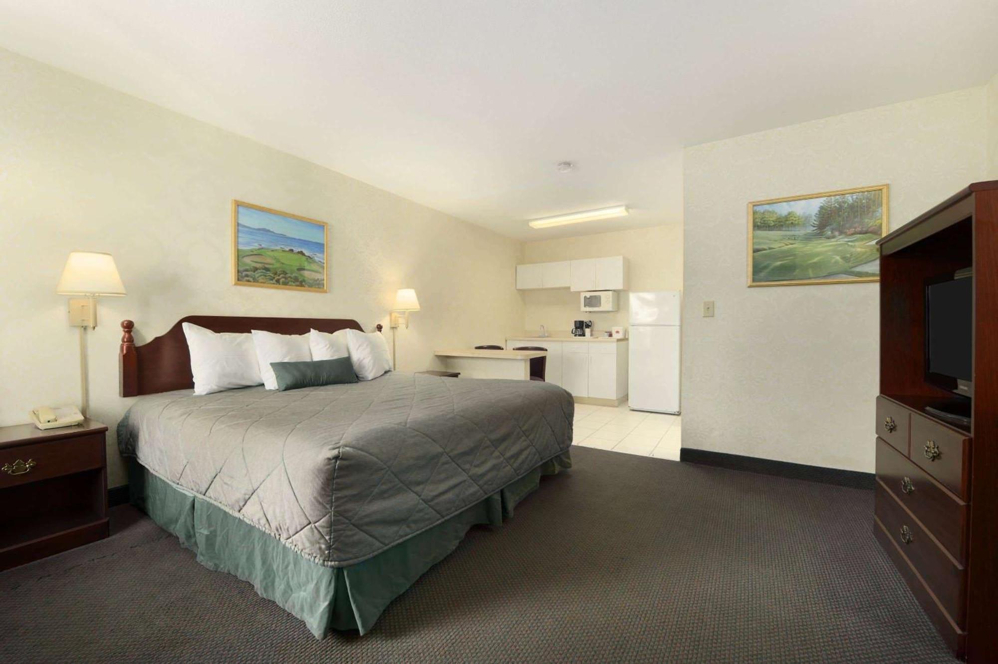 Days Inn By Wyndham Augusta Near Fort Gordon Bagian luar foto