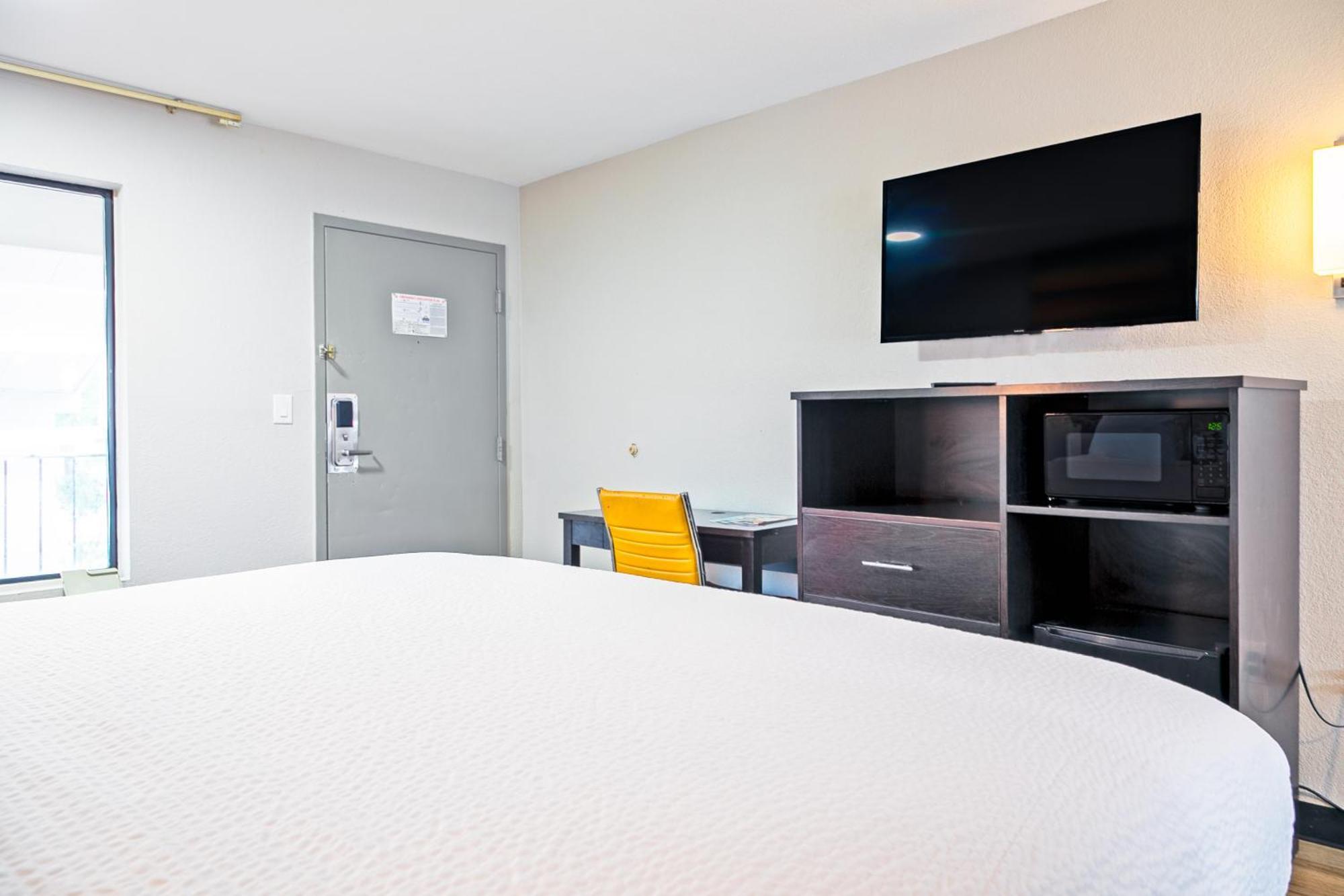 Days Inn By Wyndham Augusta Near Fort Gordon Bagian luar foto