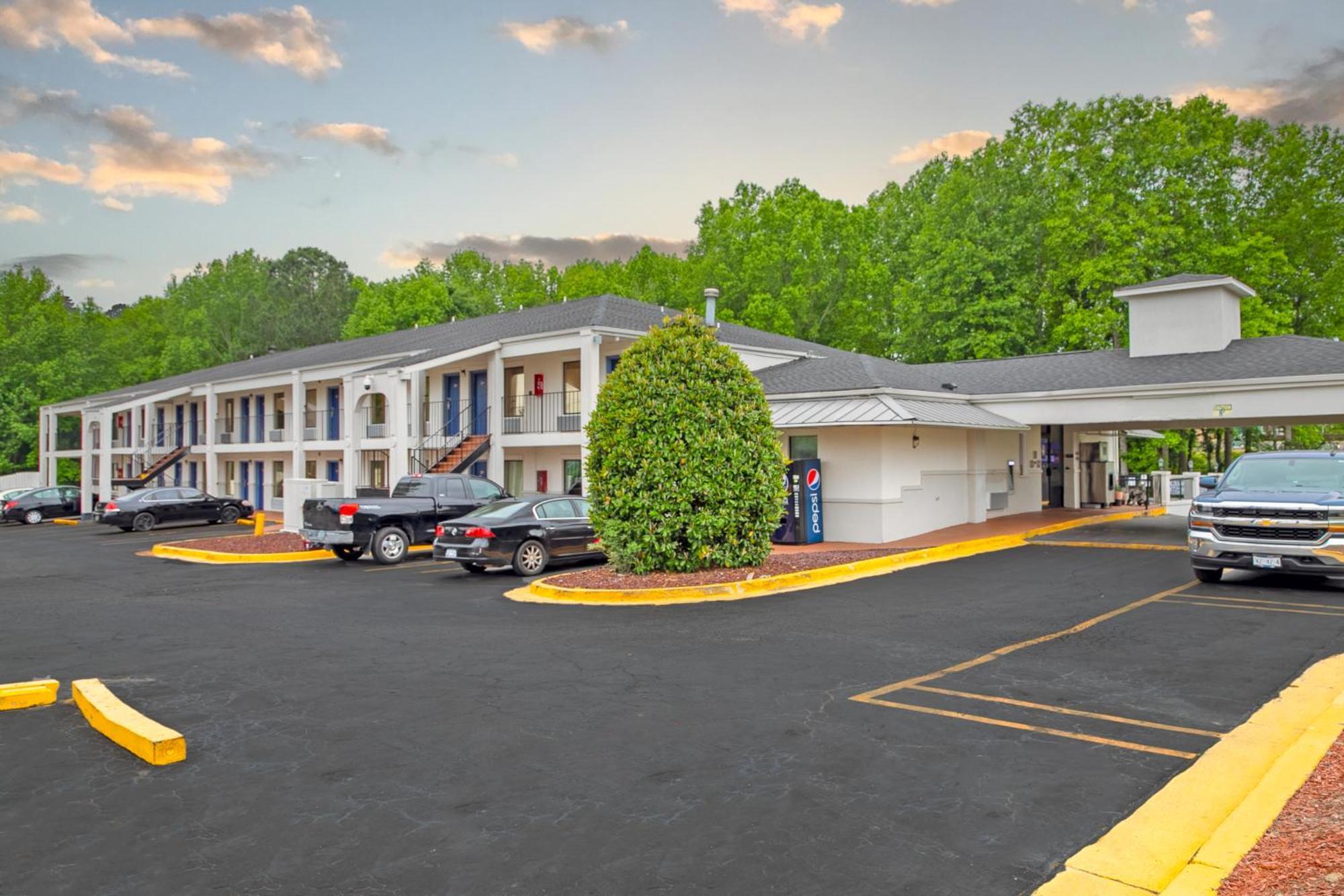 Days Inn By Wyndham Augusta Near Fort Gordon Bagian luar foto