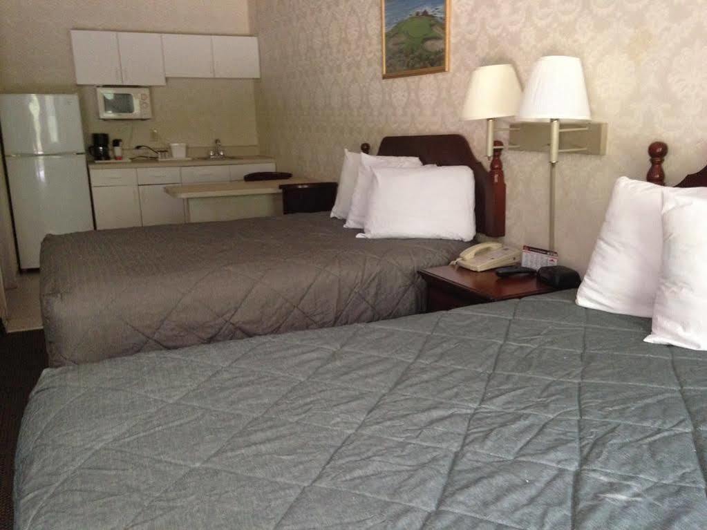 Days Inn By Wyndham Augusta Near Fort Gordon Bagian luar foto